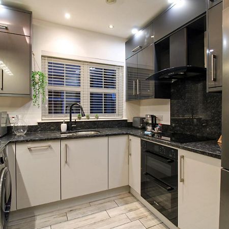 Nice 2 Bed House, Office, Wi-Fi, Free Parking Belfast Eksteriør bilde