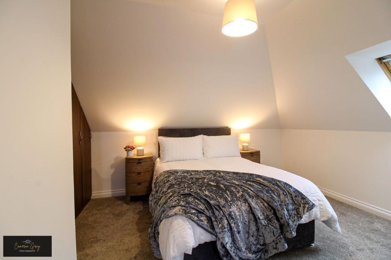 Nice 2 Bed House, Office, Wi-Fi, Free Parking Belfast Eksteriør bilde