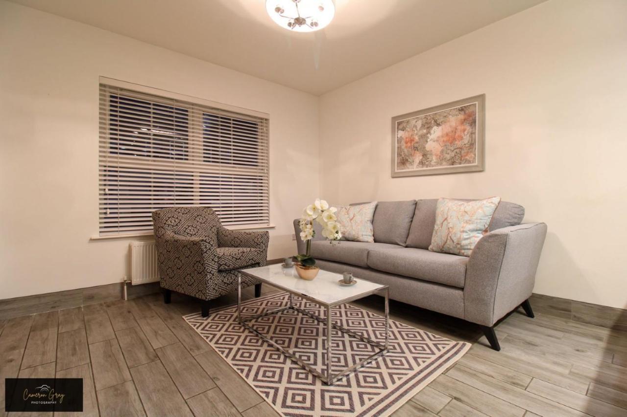 Nice 2 Bed House, Office, Wi-Fi, Free Parking Belfast Eksteriør bilde